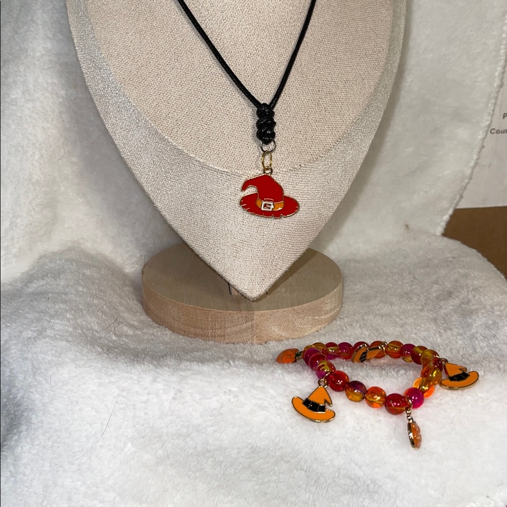 Red Witch Hat Necklace and Bracelet Set